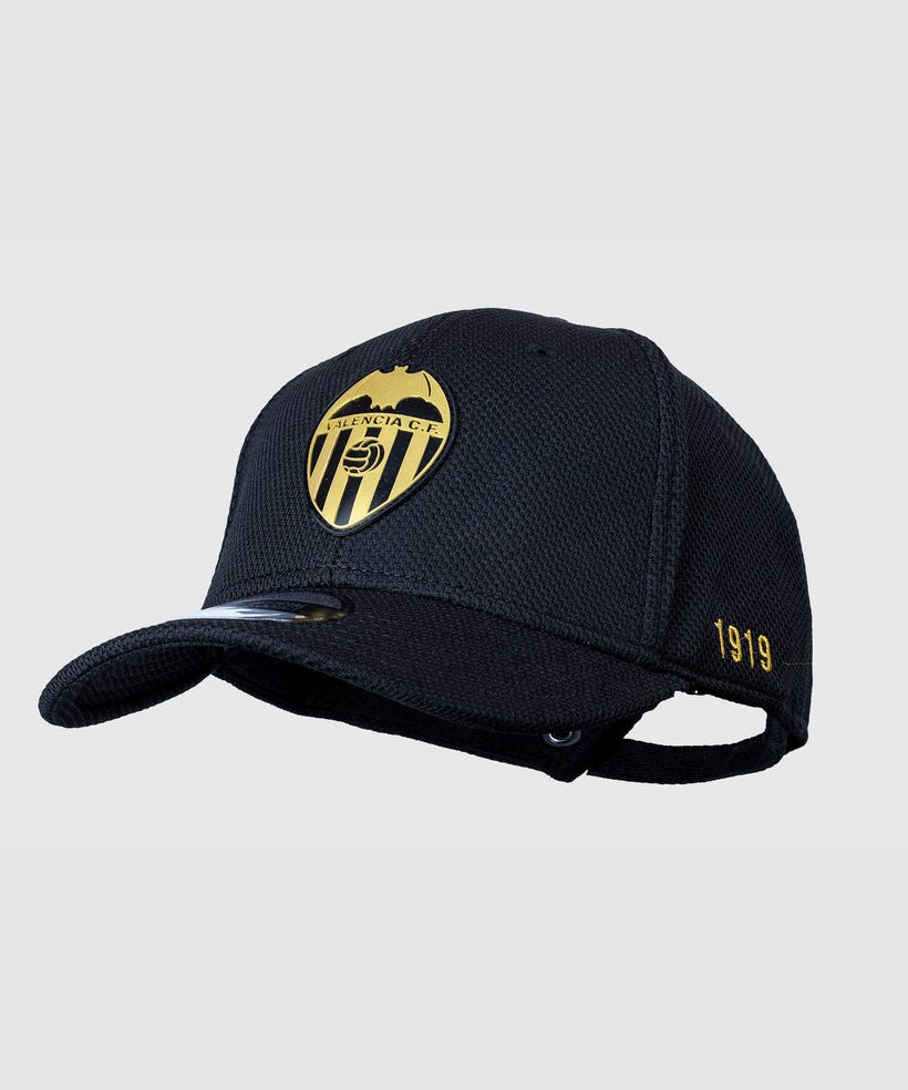 PREMIUM CAP BLACK SHIELD - KID main product photo