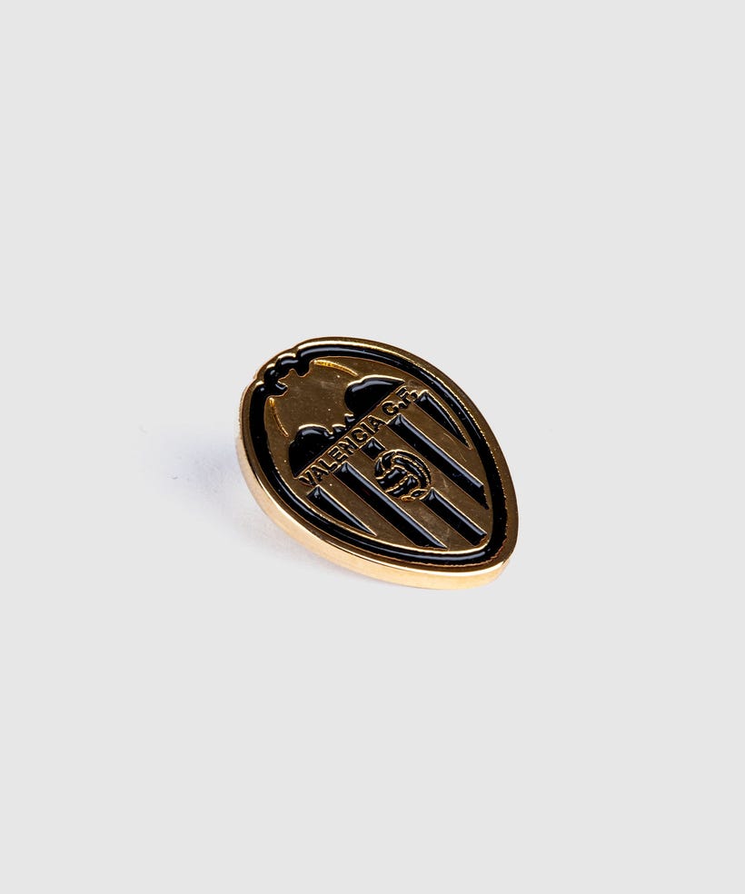 PIN ESCUDO DORADO main product photo