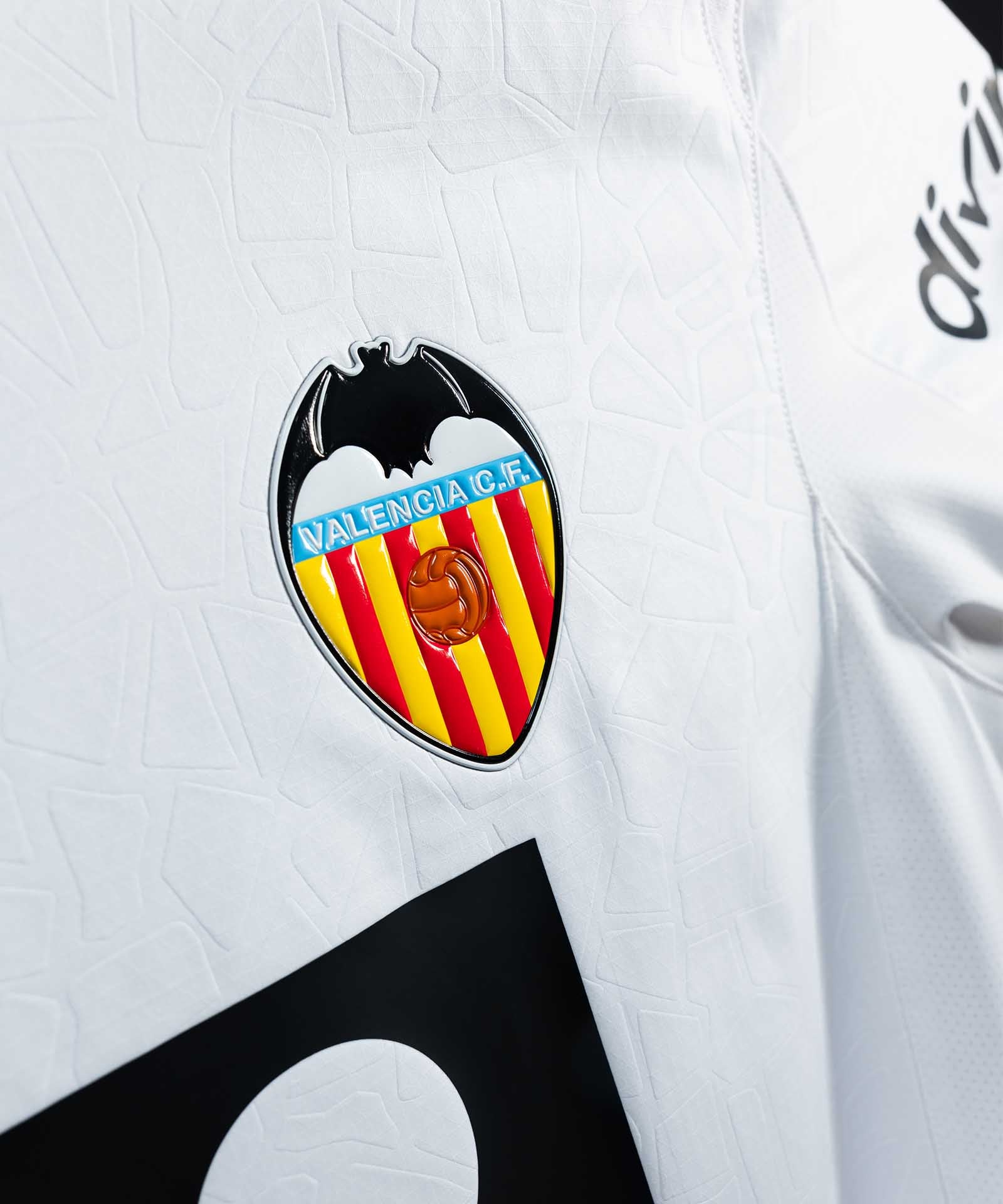 VCF HOME MATCH JERSEY ADULT 25/26 - Valencia Club de Fútbol
